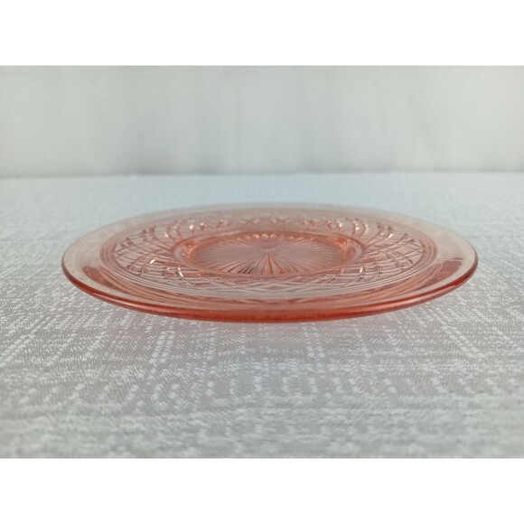 Vintage Pink/Peach Depression Glass Serving Plate 8 in Diameter - Picture 9 of 10